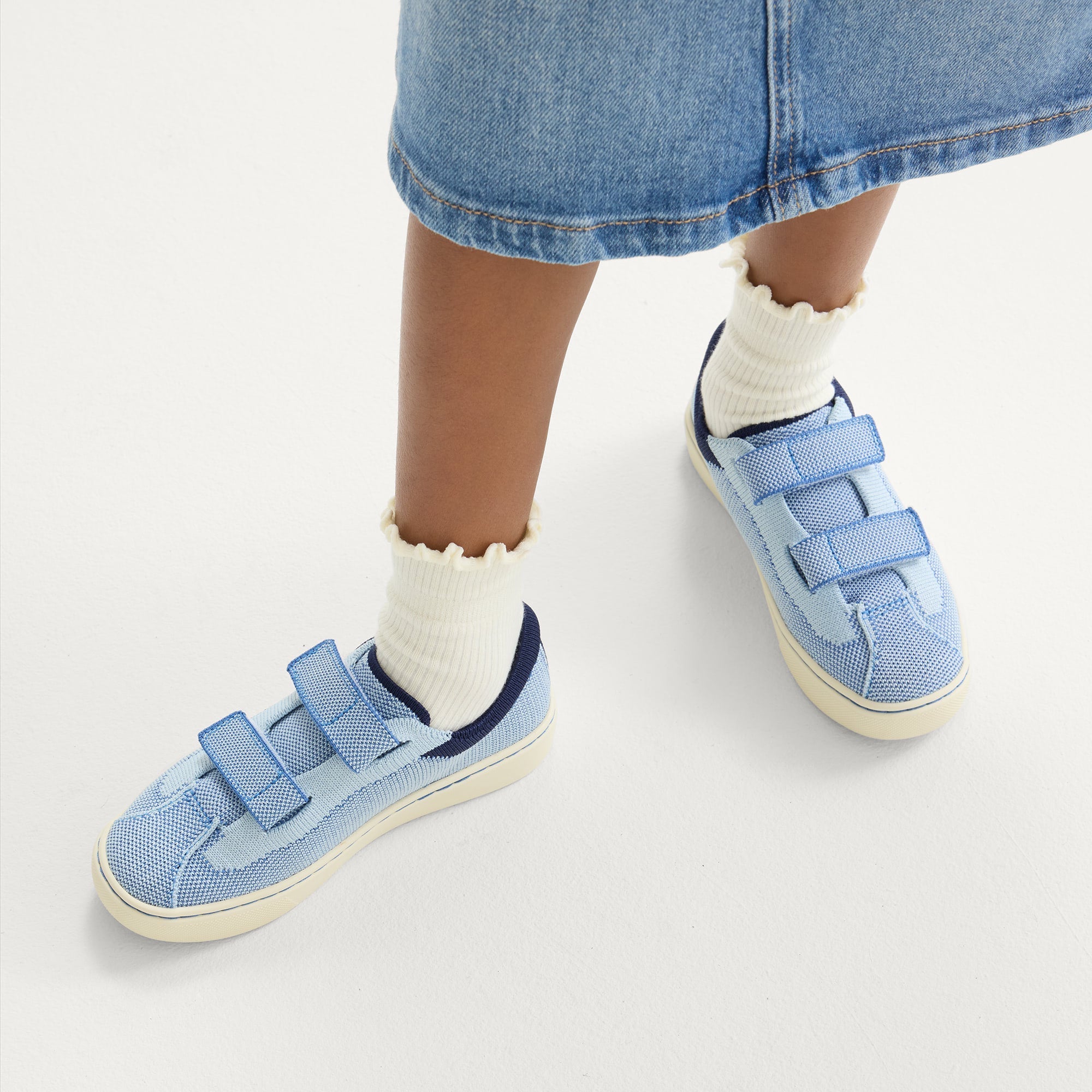 The Kids Strap Sneaker - Berry Blue