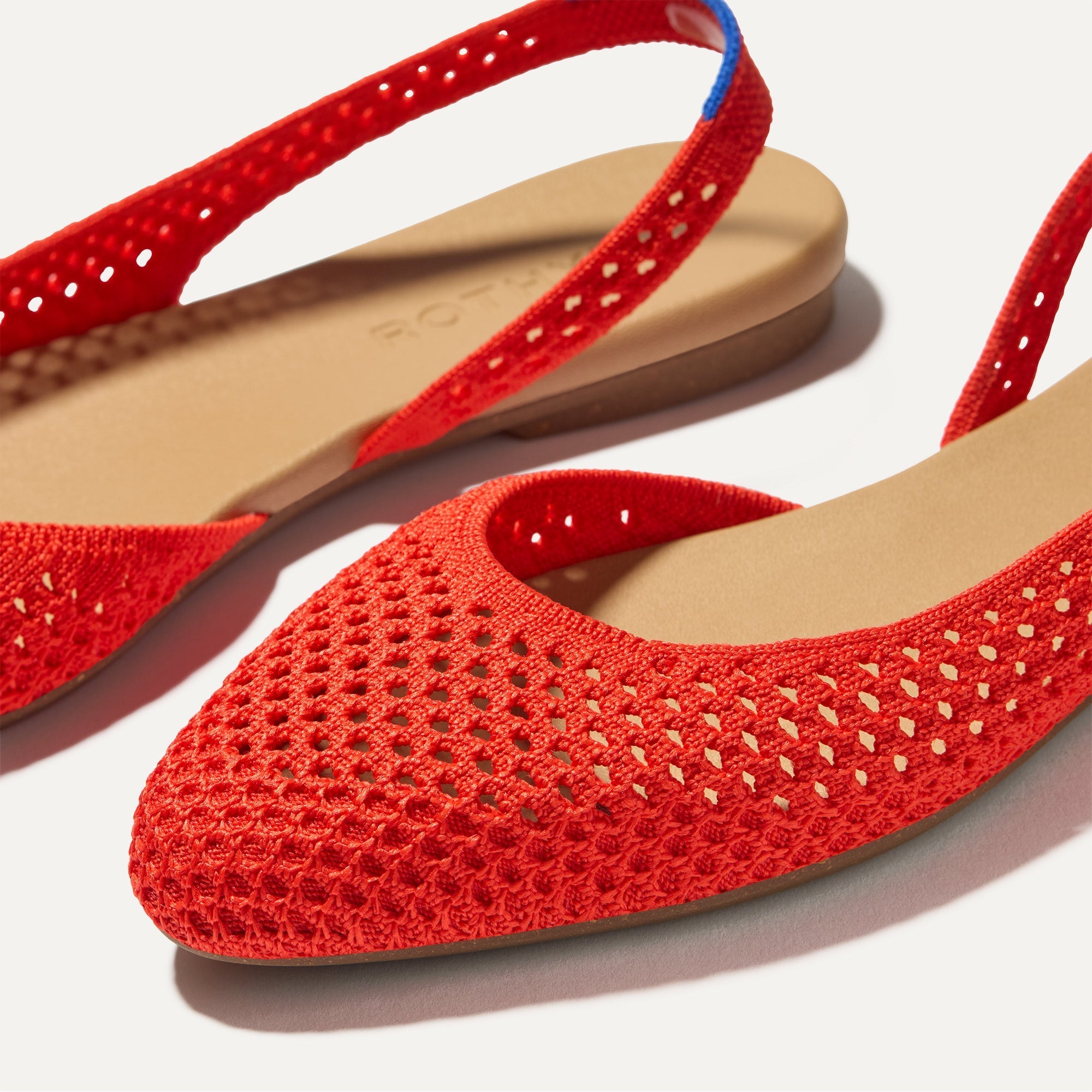 The Almond Slingback - Poppy Mesh