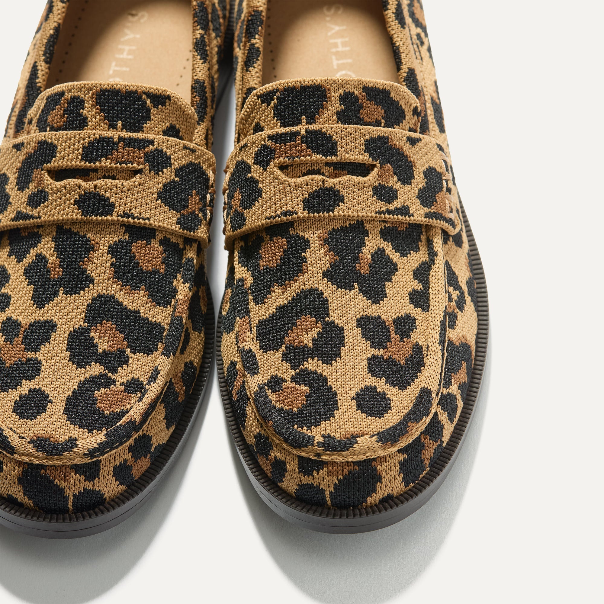 The Penny Loafer - Classic Cat