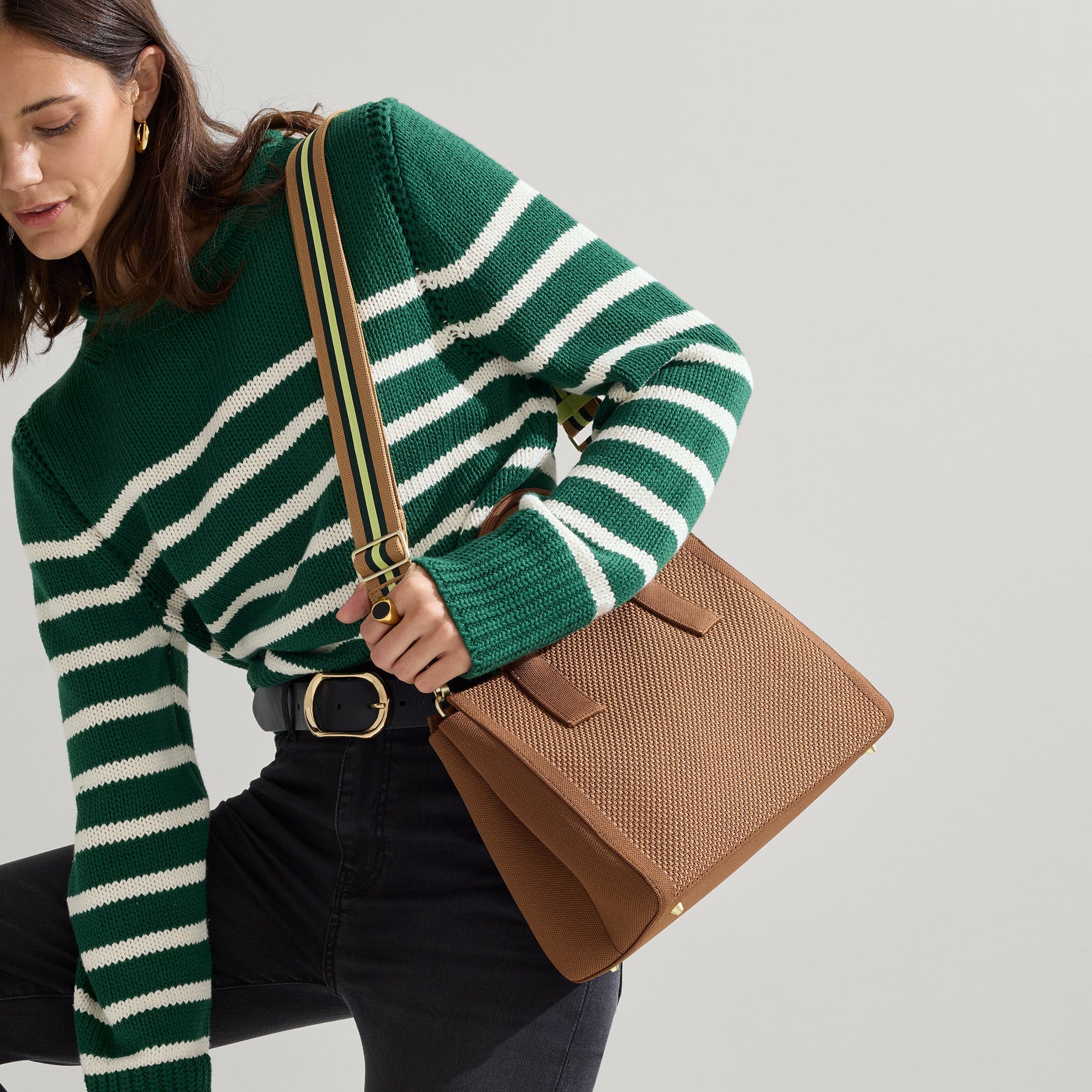 The Classic Handbag - Sierra Brown